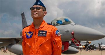 飛官辛柏毅失聯逾2月！竟有假帳號冒名打卡「在太平洋」　妻心碎發聲