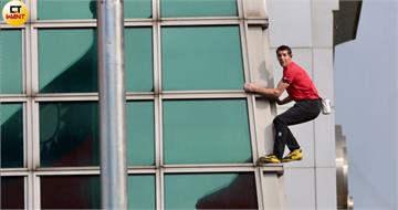 不吃肉怎麼長肌肉?霍諾德爬101竟「長年吃素」 醫師揭密飲食關鍵