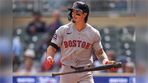 MLB(影)/「我真的很爛」!杜蘭怒吼摔頭盔、飆髒話 自責沒幫紅襪得分