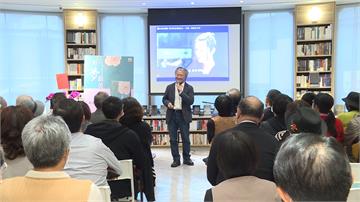 曾創作18首選舉歌 詩人路寒袖出新書《有夢最美》