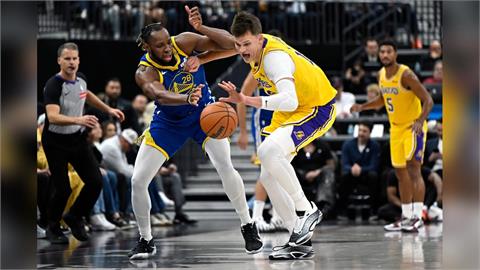 NBA(影)／湖人新當家中鋒熱身賽首亮相！凱斯勒攻守兩端「奮戰不懈」展現球隊精神