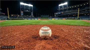 MLB外卡爭奪戰！響尾蛇強碰教士　展開關鍵四連戰