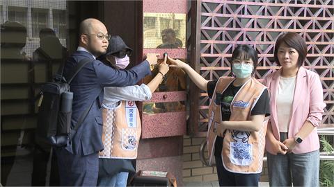 險遭反罷者肢體攻擊　罷團提告轟賴士葆「默許暴力」