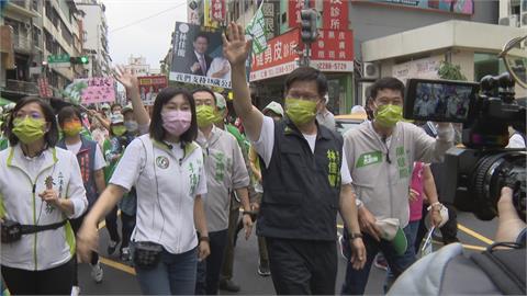 侯家軍買公車廣告酸「台中人不要新北人也不要」　林佳龍嗆：負面選舉！侯友宜約束一下