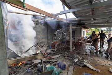 泰籲公民立即離開柬埔寨 數百人赴邊境檢查站待返國