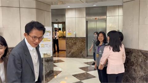 快新聞／核三延役說明會突改會後受訪　黃國昌：中選會規定的「我也不懂」