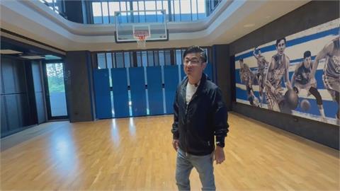 快新聞／謝典霖曬兒子籃球比賽成績被酸爆　本尊竟回嗆：你媽才拖垮籃球