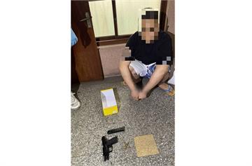 怕黑吃黑涉擁槍自重　警趁睡夢中逮人破喪屍煙彈分裝場