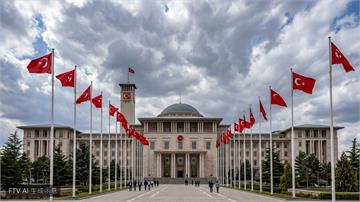 土耳其反對黨前領袖 Ozgur Ozel 宣布將籌組新政黨