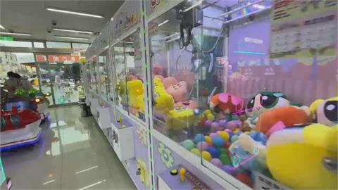「超商遊樂園」多角化經營成熱潮　正版IP公仔、盲盒琳瑯滿目