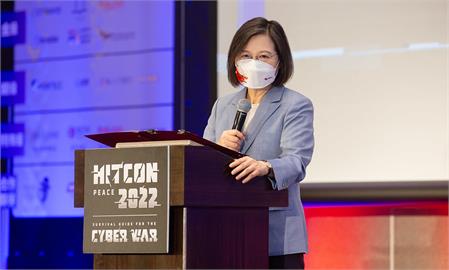 快新聞／強化國家資安是首要任務　蔡英文示警：中國「網攻混合戰」在台灣上演