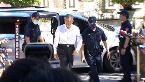 收押246天！柯文哲一度爆走潑水咆哮檢　陳佩琪質問審判長遭訓斥