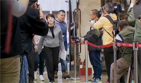 黃珊珊移送北檢複訊　凌濤：「珊珊來遲」如有金鐘罩鐵布衫