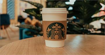 星巴克熱飲也受影響？她買伯爵茶那堤沒奶味「像喝熱奶水」　網曝：其實可以請店員重做