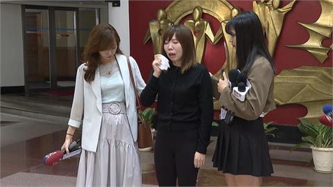 張維倩父親告別式! 議員張嘉玲遭控"假公祭真作秀"