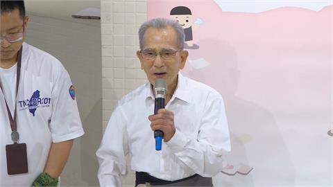 快新聞／大罷免一週年了！91歲淡水阿公「親曝感人故事」：希望台灣更加進步