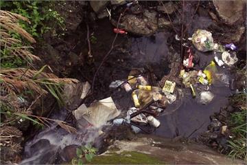 海岸山脈野溪滿滿垃圾  飲用水品質受影響