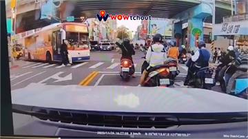 老翁遭公車捲進車底　失智妻全程目擊卻沒辨識能力