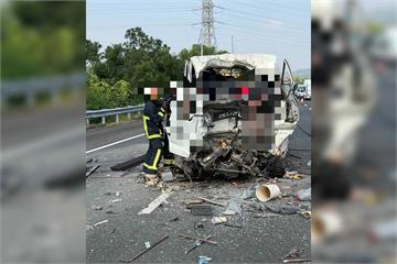 國道2死車禍剛發生!預拌車經過「方向盤鎖死」也出事 在地人嚇:抓交替?