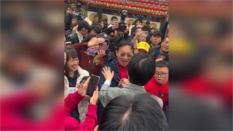 經典賽／賴清德板橋參香　民眾興奮報喜「張育成全壘打」！