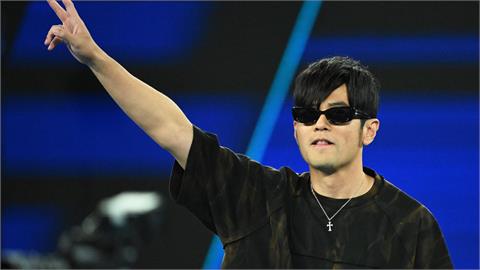 周杰倫澳網慘遭秒殺「連球都碰不到」！林書豪補刀笑「動都沒動救命啊」刪片了