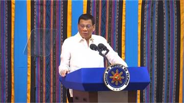 菲律賓總統特襲女傭私處惹議　發言人「開玩笑沒惡意」