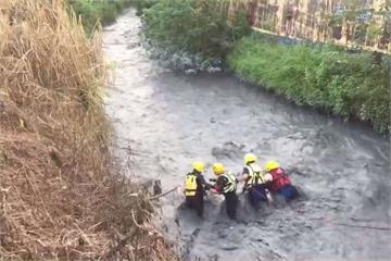 上游突放水？男子捕魚溺斃 4消防人員險遭沖