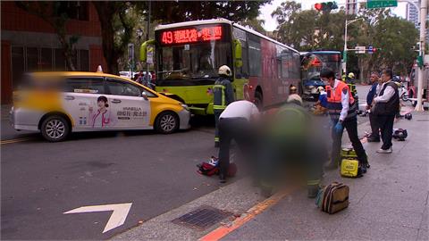 北市忠孝西路喜來登飯店前　大有巴士撞大都會公車釀1死15傷