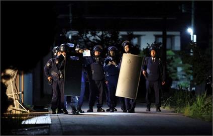 長野攻擊案增至「4人死亡」　議長兒持刀砍殺民眾再槍殺2警