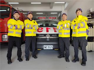 孕婦凌晨如廁誕下女嬰　桃消平鎮分隊即刻救援