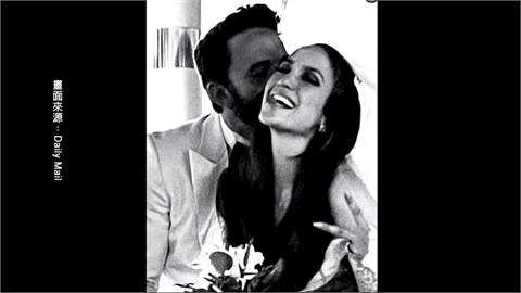 結婚2週年紀念日訴請離婚！　珍妮佛羅培茲斷開班艾佛列克