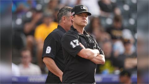MLB(影)／教士2球員「不滿好球帶」失控嗆裁判起衝突！大聯盟懲處出爐