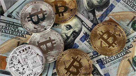 快新聞／校正回歸！10月比特幣下跌5%　「逢十『幣』漲」紀錄中斷