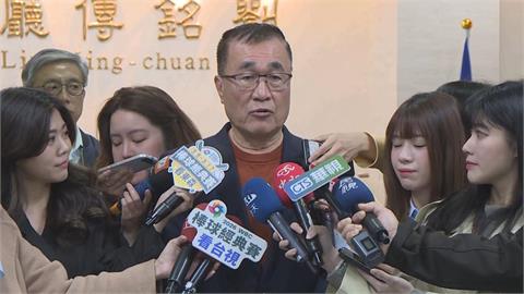 快新聞／新北藍營小雞急了？掛合體競選看板　李四川喊「不曉得」突然表態了