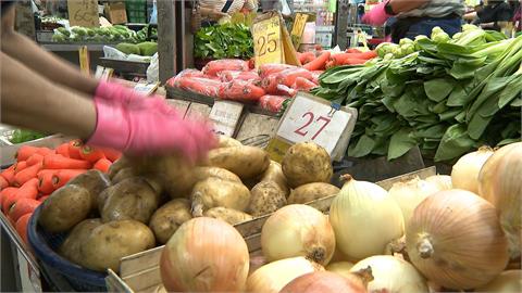 巴威颱風影響較小　預期心理消退菜價每斤降10-20元