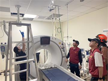 輔大醫院急診室傳火警! 「這設備」異常竄濃煙、幸無人受傷