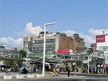 板橋府中「遊龍天橋」使用率低 新北市府決定拆了