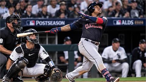 MLB(影)/從天堂掉到地獄?白襪聽牌後連敗 守護者上演絕地大反攻逼到第五戰