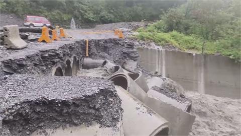 屏東豪大雨釀災！　山區便道沖毀.地基掏空　東琉線緊急停航