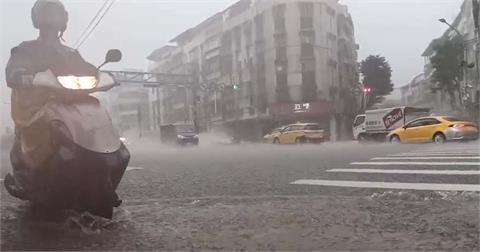 快新聞／下班注意！6縣市大雨特報　大雷雨狂襲「高雄市、屏東縣」