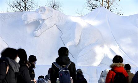 北海道冬季宛如夏！札幌地區連10天0度以上　札幌雪祭雪雕融化