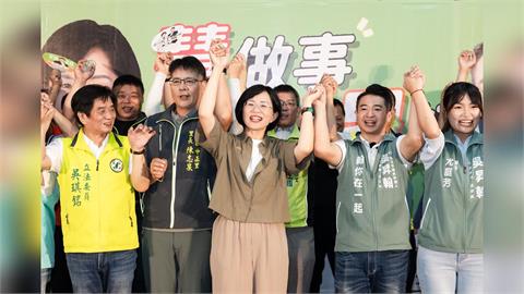 快新聞／起風了！蘇巧慧合體吳昇翰拋政見牛肉　現場嗨喊新北「慧」贏