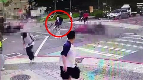 三峽車禍釀3死！女學生站路中「與死神擦肩而過」：再走一步就被撞上去