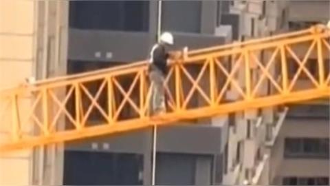 勞工高空作業完全無防護？桃園市府火速到工地勞檢