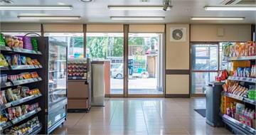 超商「1區域」別站太久! 店員曝尷尬畫面:只能等客人離開