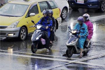 注意！基隆、宜蘭大雨特報 冬颱最快明生成