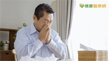 過敏性鼻炎反覆鼻塞、流鼻水　醫：部分患者可評估手術治療
