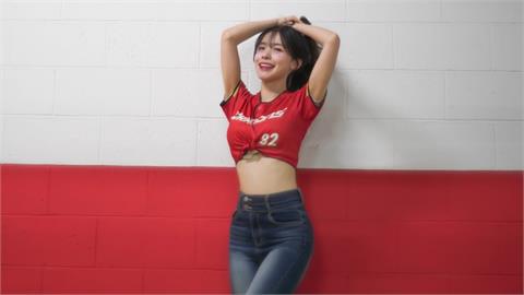 李多慧親媽合影「竟和結婚有關」！她絕美長相曝網驚呼：原來是遺傳