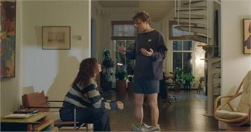 《抓馬戀人》全球票房正式破億   安海瑟薇《魅影巨星》令人震撼感動