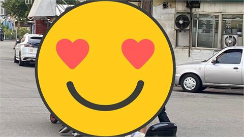 阿嬤推回收車險遭強風吹翻！她曝「下一幕」暖哭1.2萬網：做了一件了不起的事